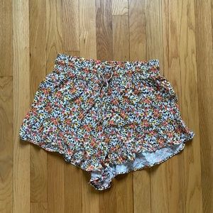 High waist floral ruffle short